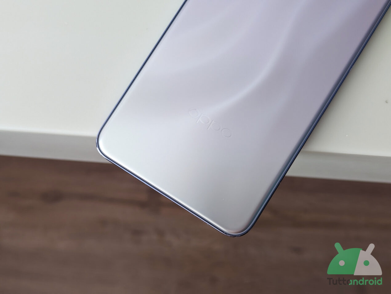OPPO dovrebbe aprire il 2025 con due super smartphone
