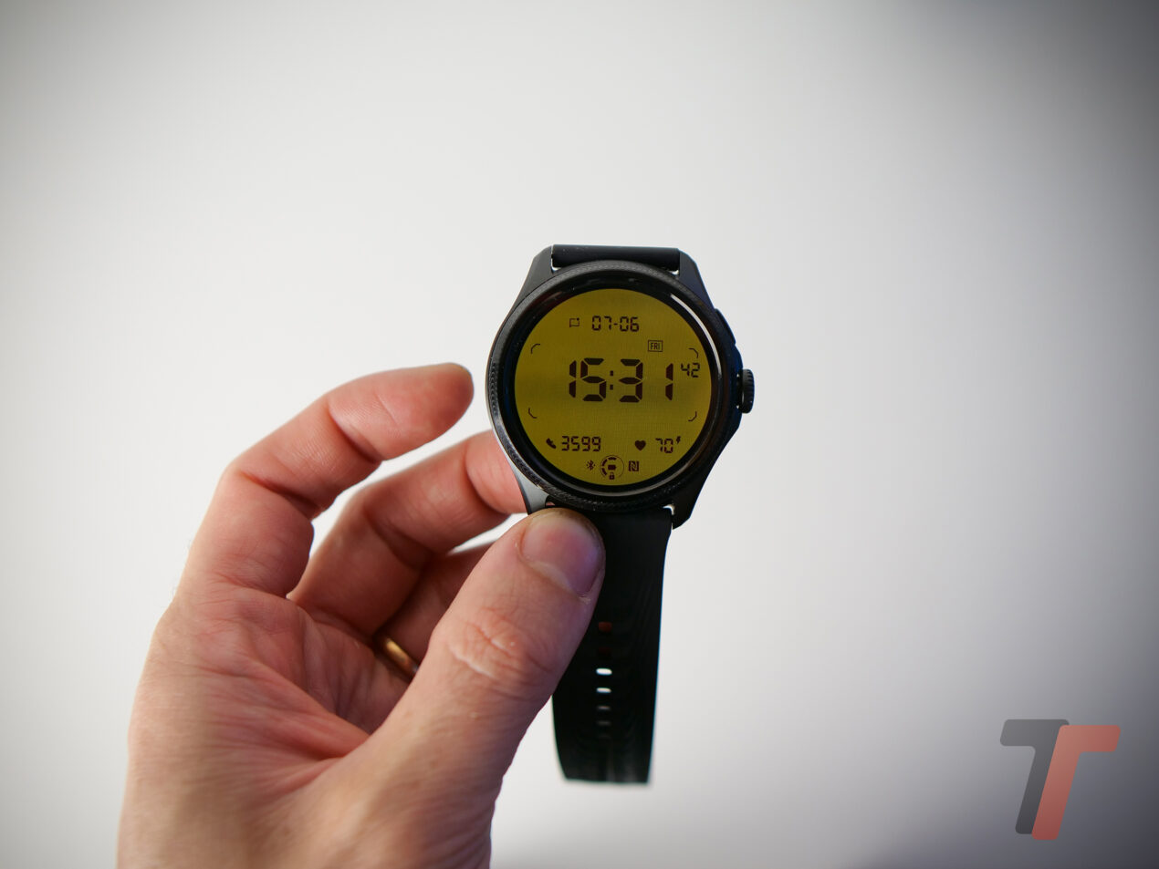 Recensione TicWatch Pro 5 Enduro: autonomia bestiale e dettagli di pregio