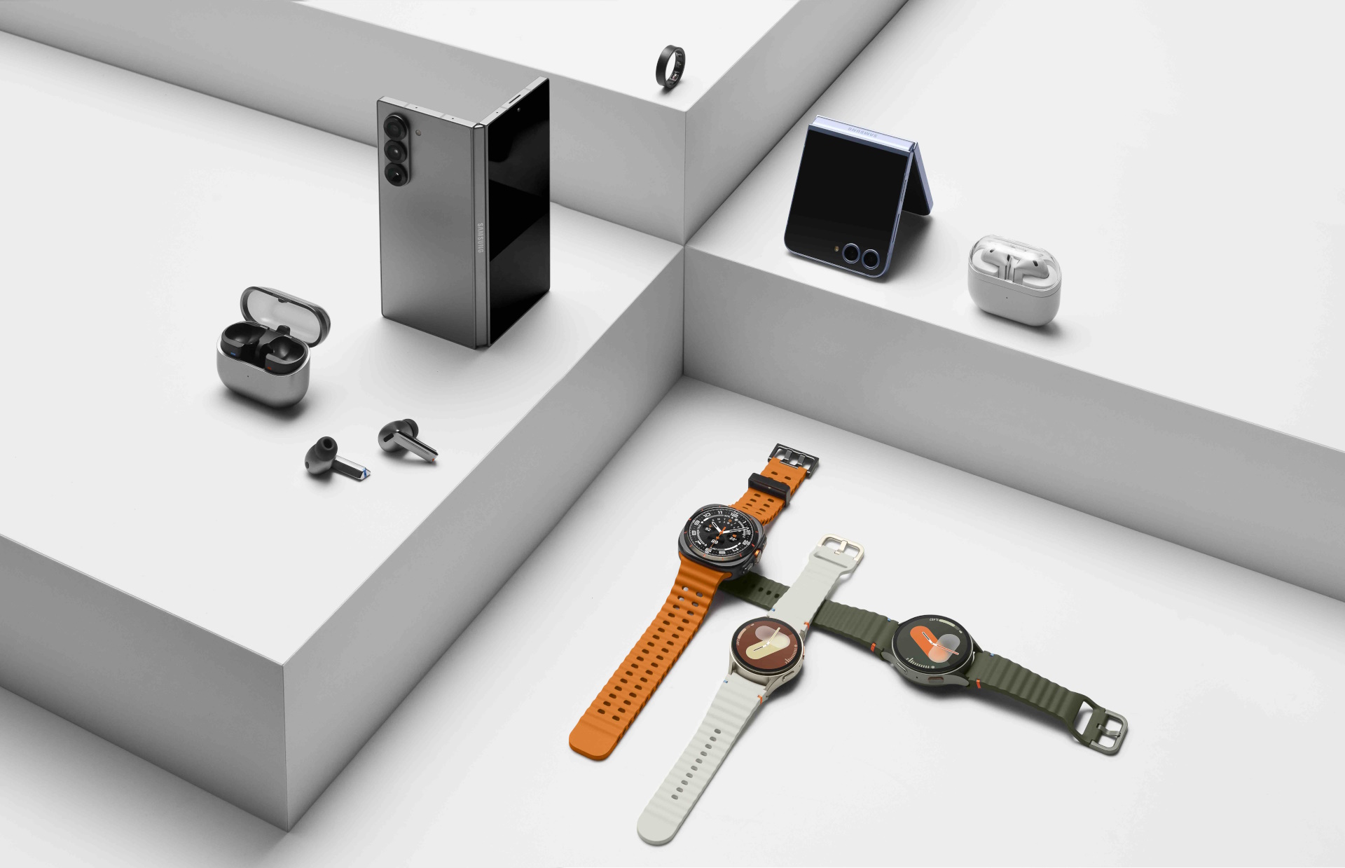 036 eco galaxy zfold6 silvershadow zflip6 blue watch ultra titaniumgray watch7 green cream buds3pro silver buds3 white ring titaniumblack