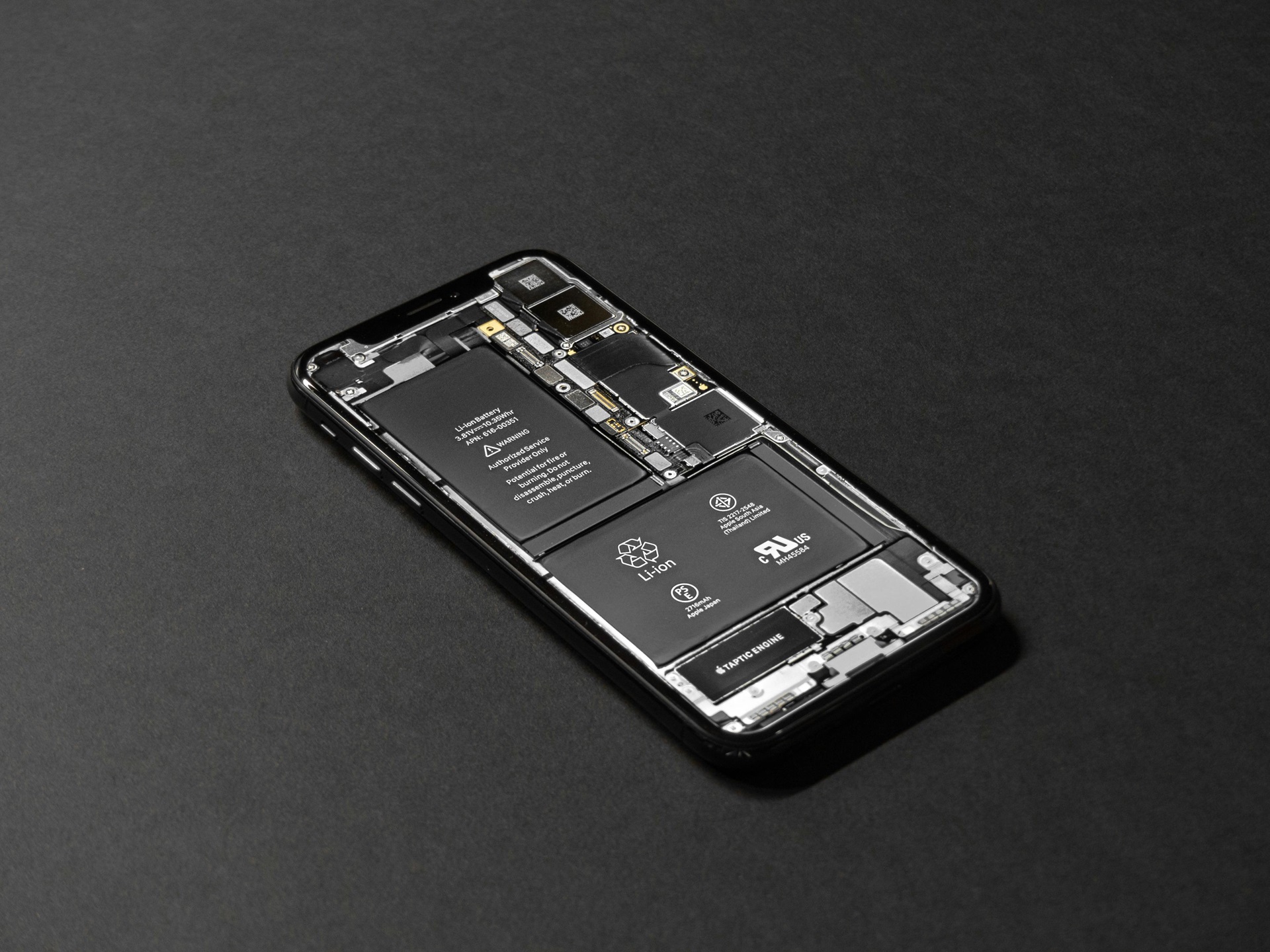 I motivi per cui le batterie al silicio carbonio non sono lo standard sugli smartphone
