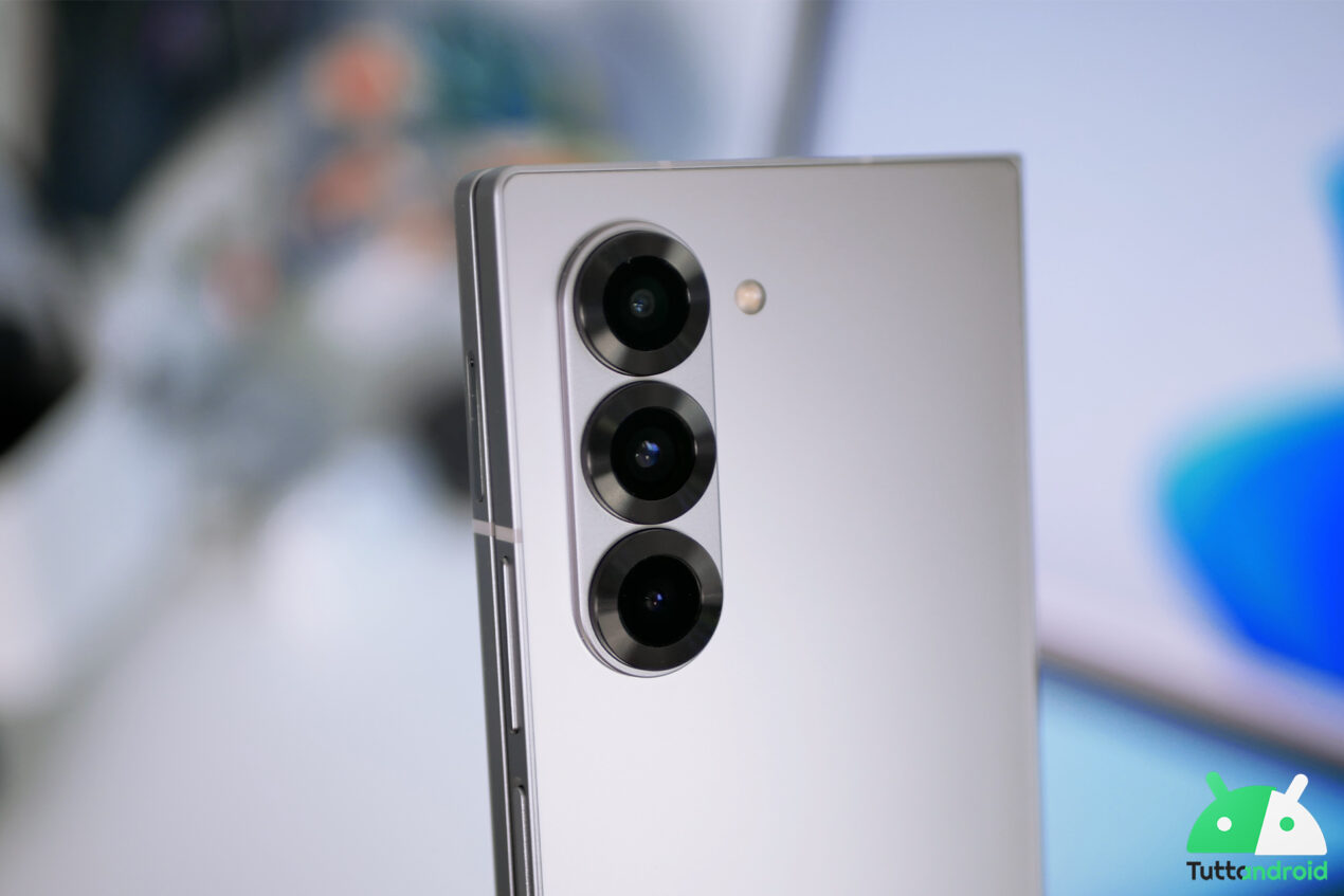 La fotocamera di Samsung Galaxy Z Fold6 batte tutti i pieghevoli su DxOMark
