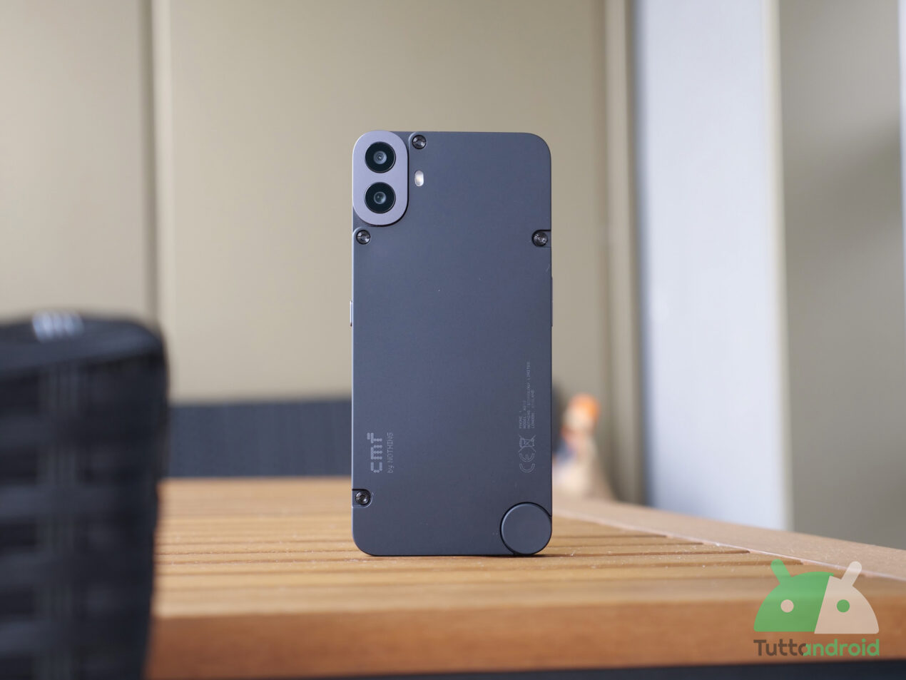 Prezzo shock per il migliore nella fascia economica: CMF Phone 1 costa solo 132€