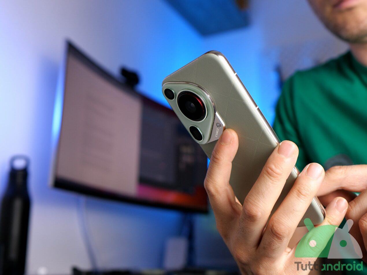 Huawei Pura 70 Ultra è un coltellino svizzero per i fotografi: la nostra analisi