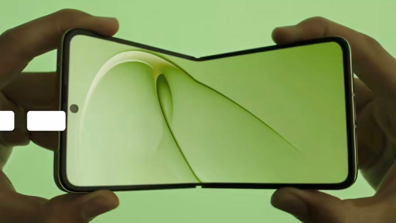 Huawei Nova Flip