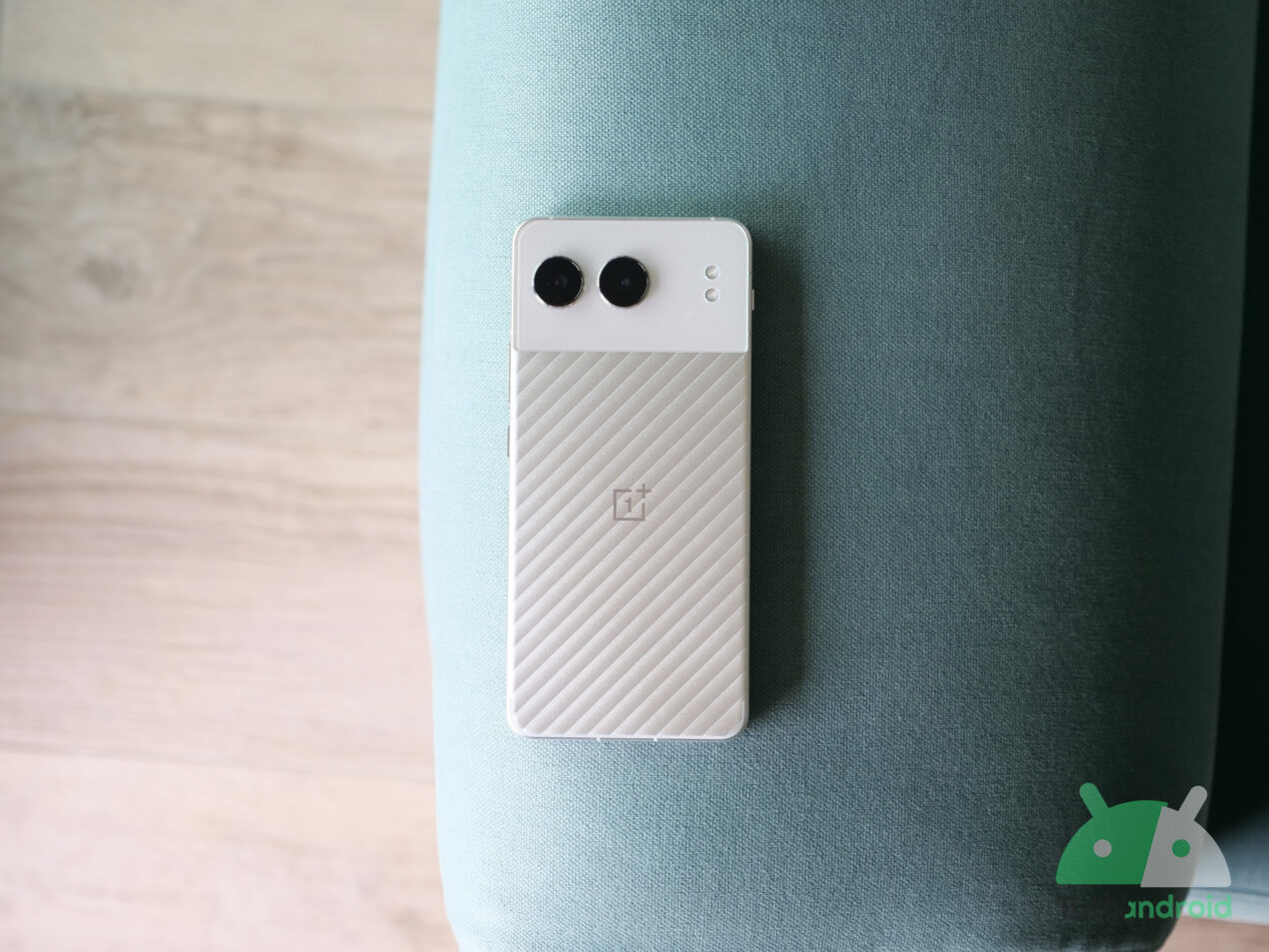 OnePlus Nord 5 e OnePlus Nord CE 5: un'indiscrezione svela design e specifiche chiave
