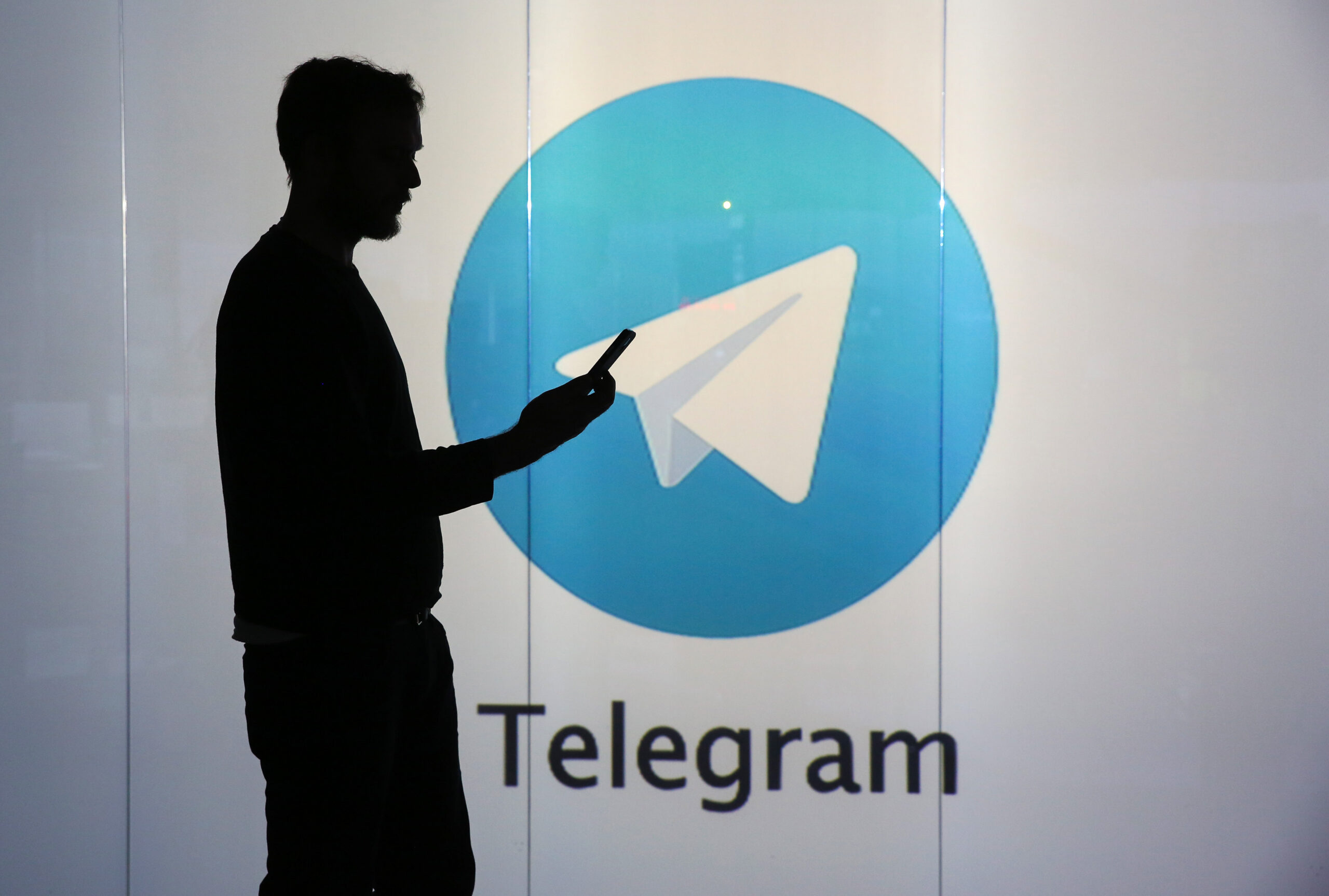 Il CEO di Telegram attacca WhatsApp convinto di superarne il numero di utenti attivi