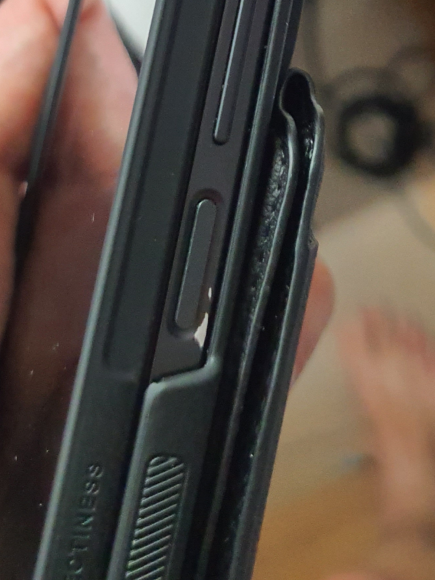 vernice scheggiata su Samsung Galaxy Z Fold6