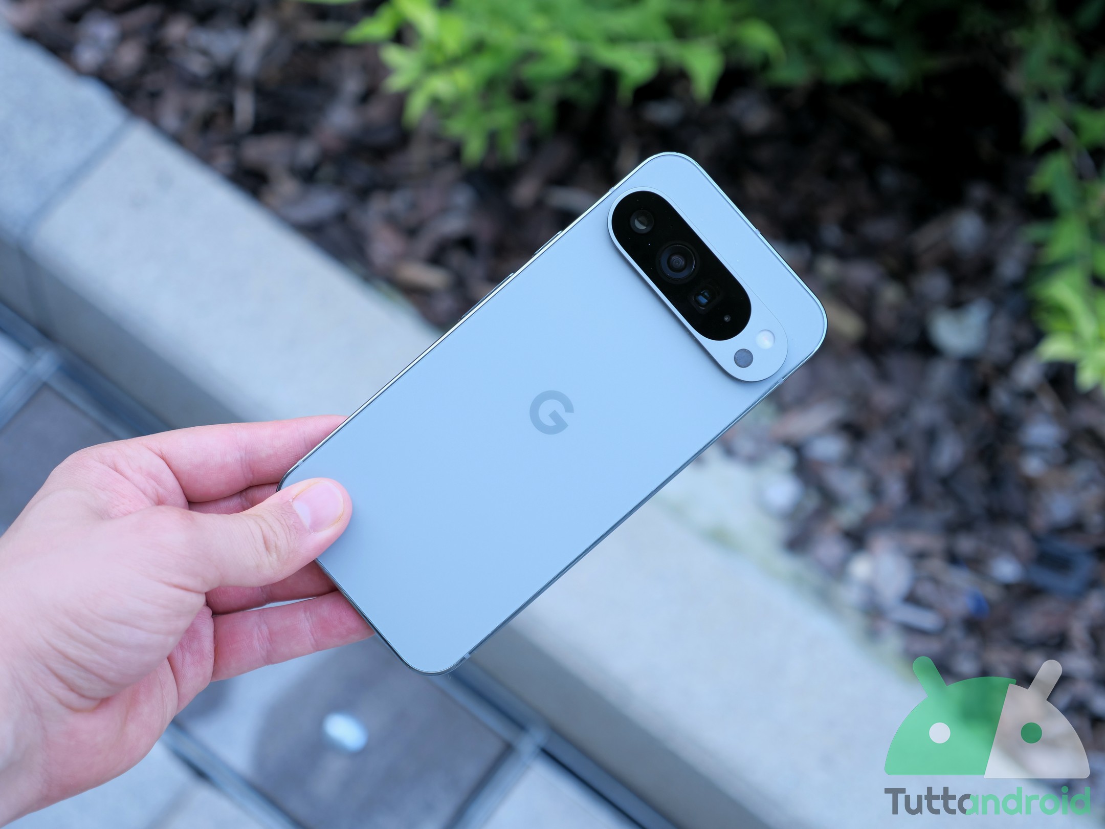 La serie Pixel 9 condivide troppi dati degli utenti? Google risponde