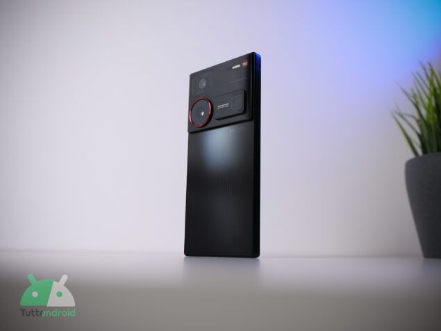 nubia z60 ultra leading
