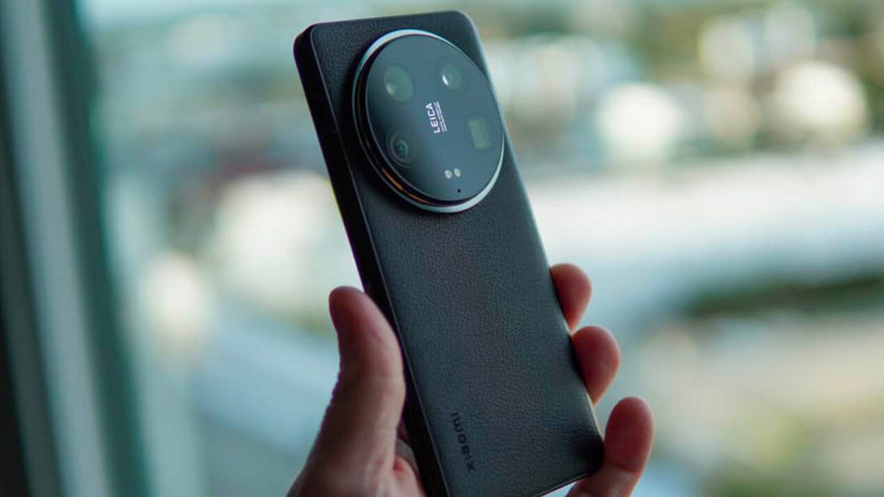 Xiaomi 15 Ultra potrebbe offrire tre diversi materiali tra cui scegliere