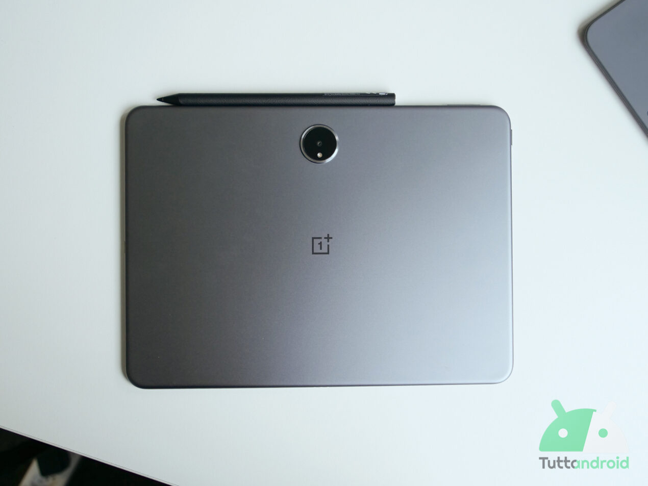 A meno di 300€ OnePlus Pad 2 è tra le migliori opzioni sul mercato dei tablet Android