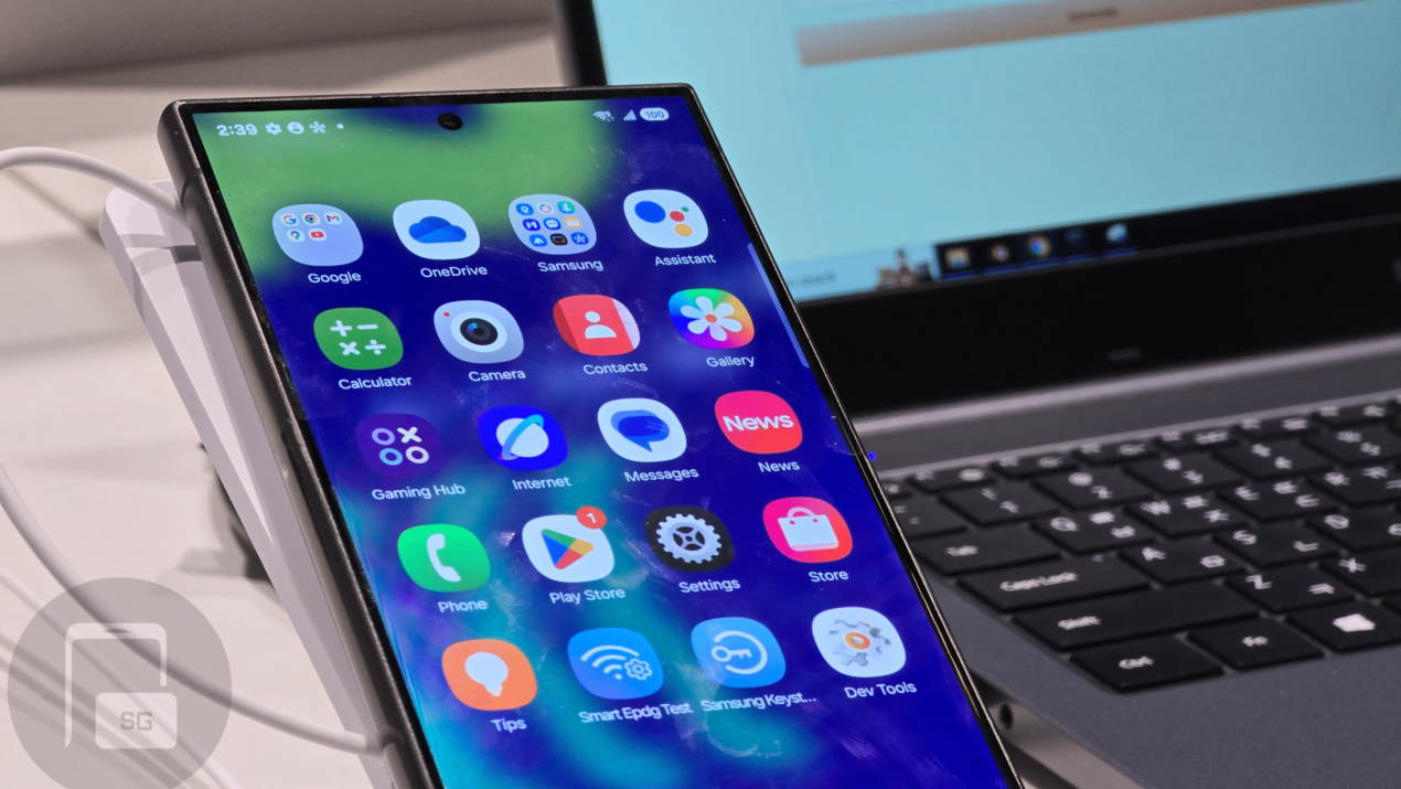 Samsung One UI 7.0 potrebbe stravolgere la schermata di blocco