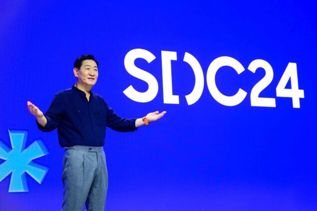 Jong-Hee (JH) Han, Vice Chairman, CEO e Head of Device eXperience (DX) Division di Samsung Electronics alla SDC24