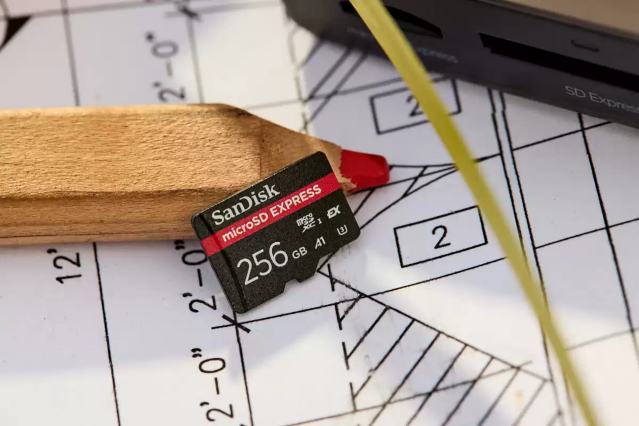 Le nuove schede di memoria SanDisk ad alte prestazioni sono disponibili all'acquisto