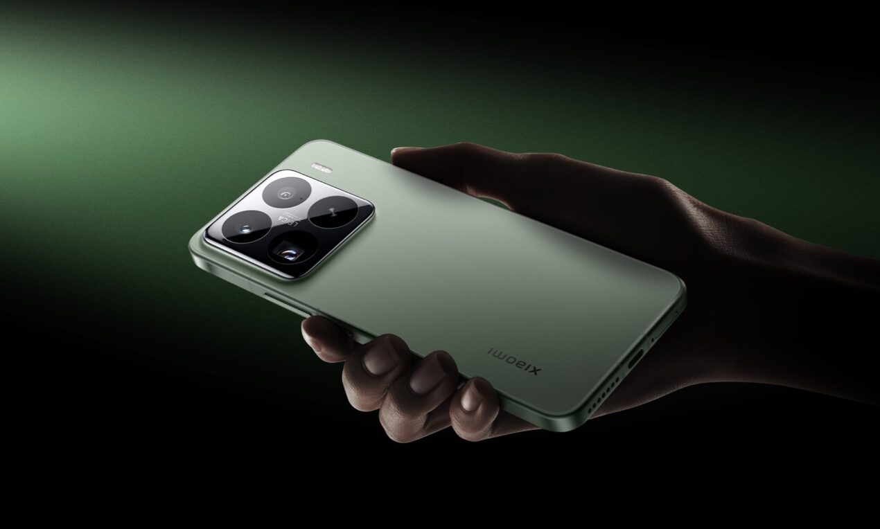 La serie Xiaomi 15 riceve il suo primo aggiornamento con alcune novità