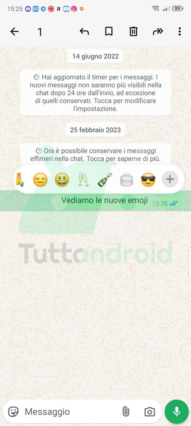 WhatsApp Beta carosello emoji reazioni