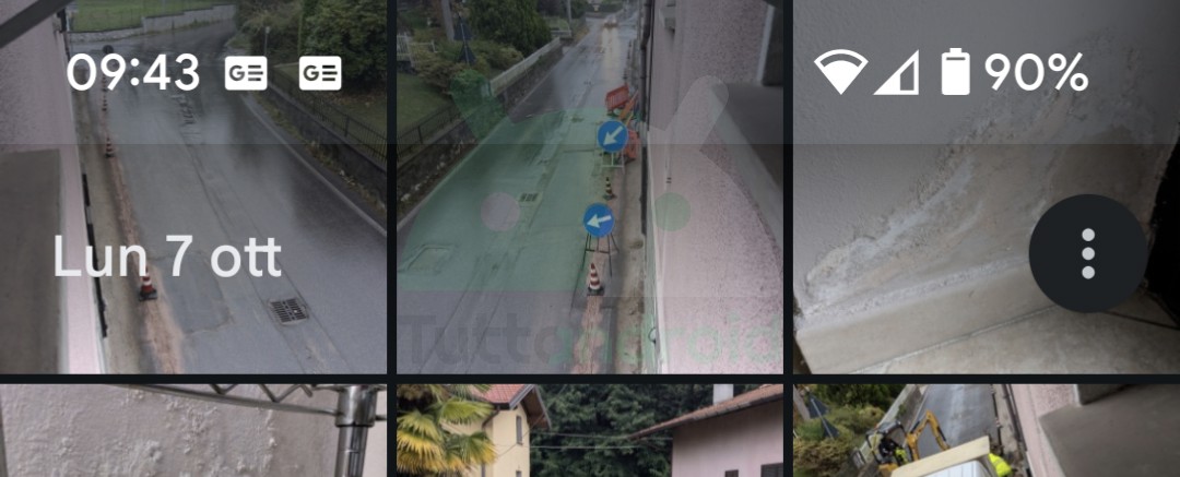 Google Foto barra di stato semitrasparente