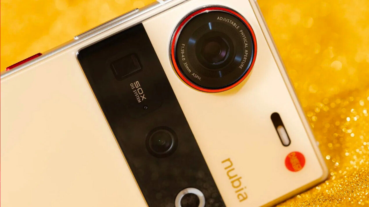 Questo smartphone avrà un comparto fotografico vistoso e pazzesco