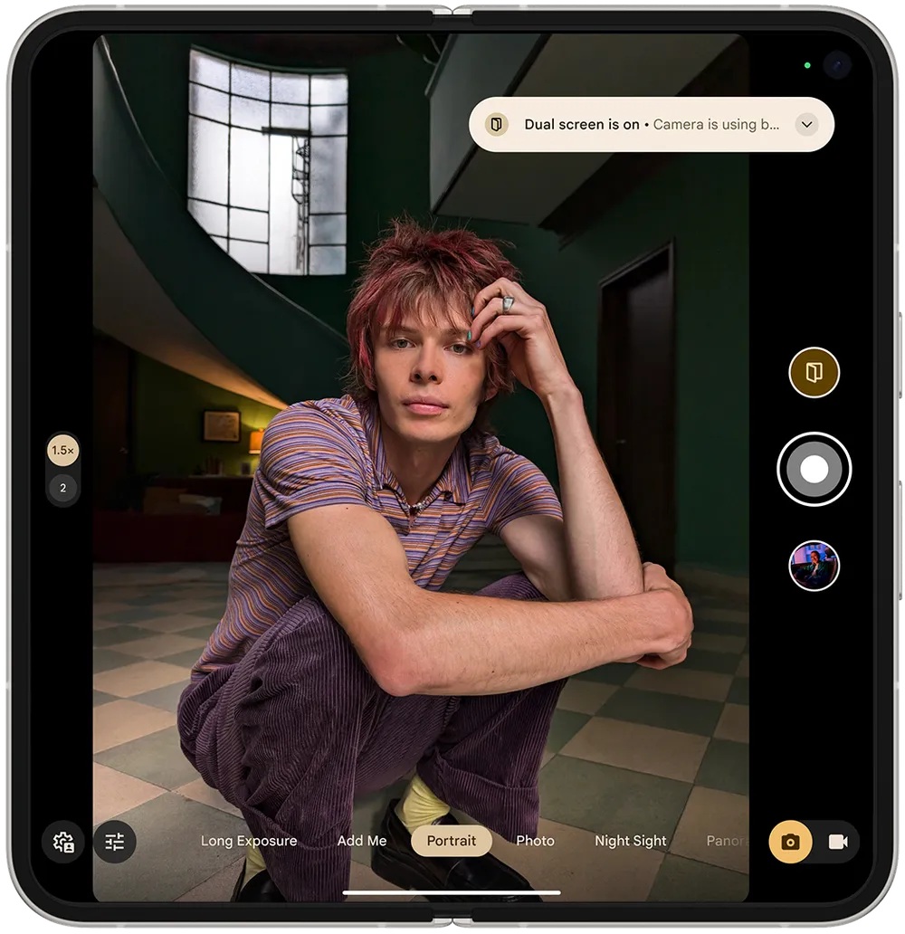 Pixel Drop dicembre 2024 - Anteprima modalità ritratto dual screen