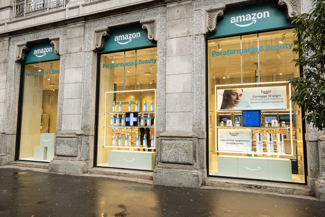Arriva il primo negozio fisico di Amazon in Italia: l'apertura è fissata per domani