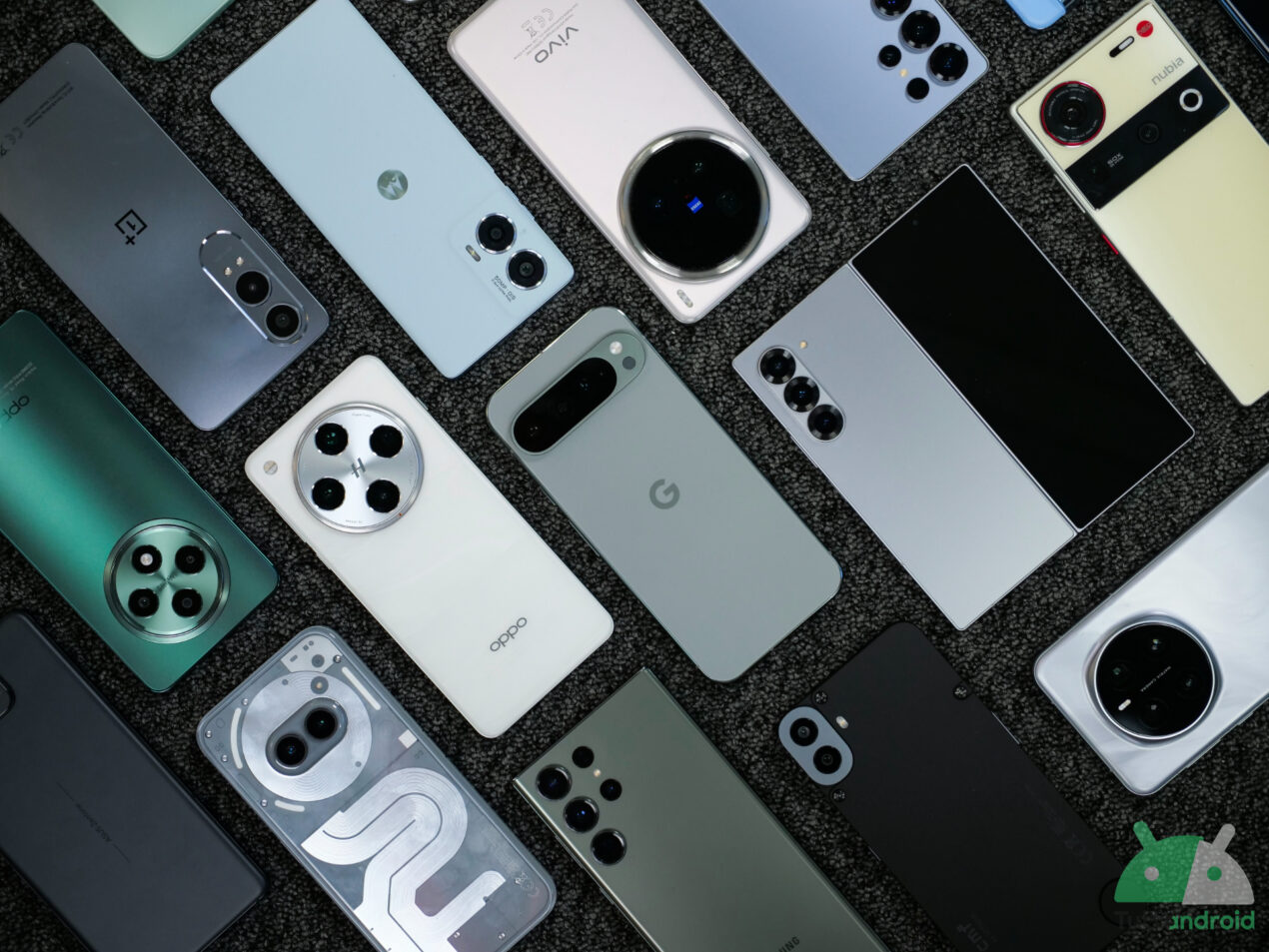 Quando gli smartphone diventano davvero obsoleti: ecco le ragioni, più o meno valide