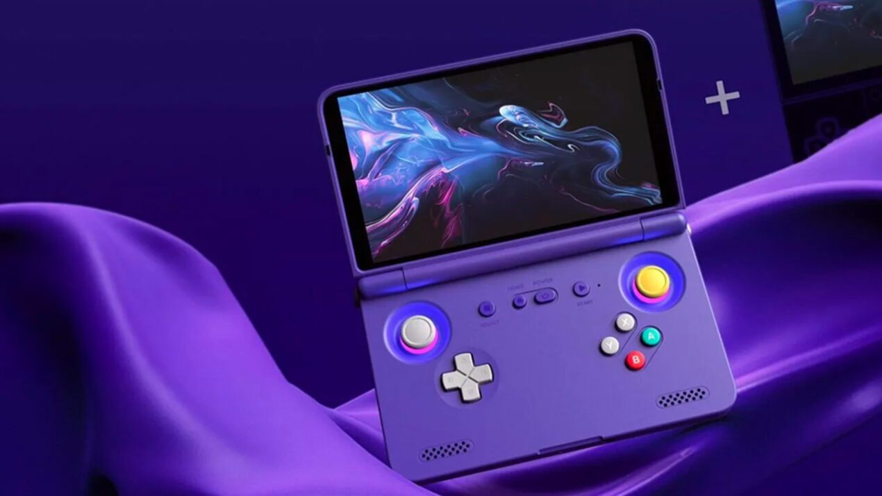 Retroid Flip 2 è la nuova console per il retrogaming ispirata al Nintendo DS
