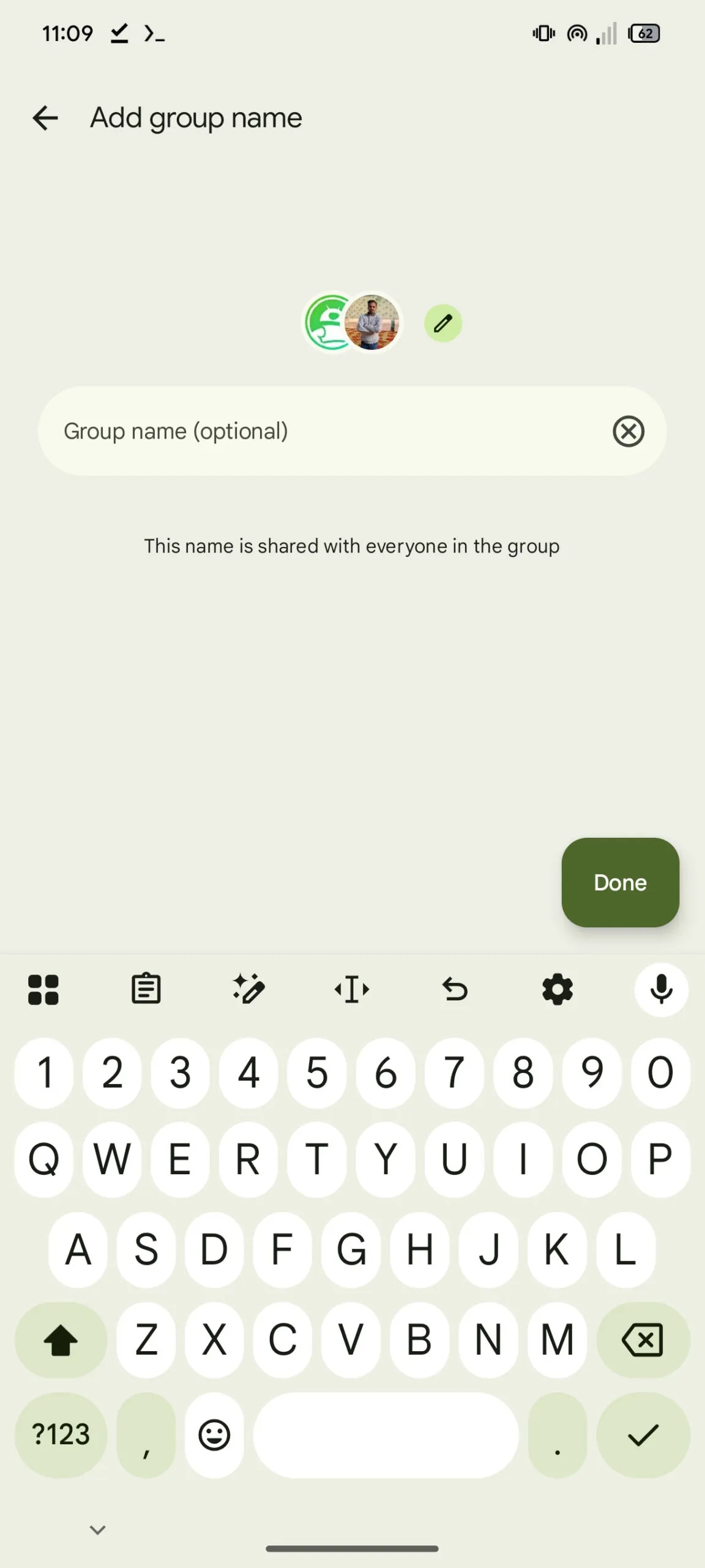 Google Messaggi 20250311_01_RC00 beta - pulsante modifica immagine gruppo