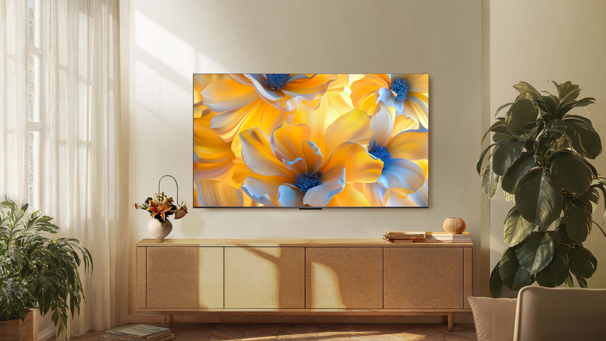 TCL Q6C