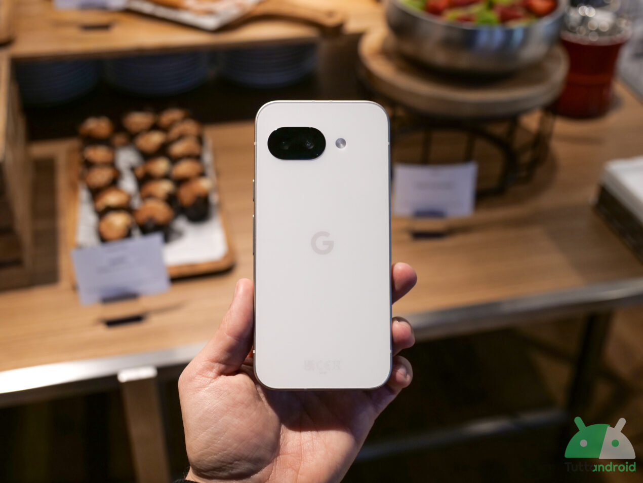 Google Pixel 9a diventa un best-buy: potenza e 7 anni di aggiornamenti a ottimo prezzo