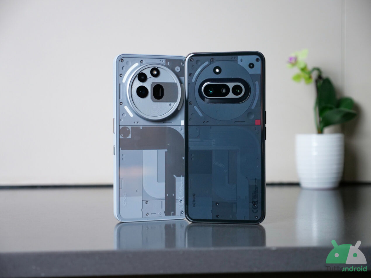 Nothing lancia un grosso indizio sulle colorazioni di Phone (4a) e (4a) Pro