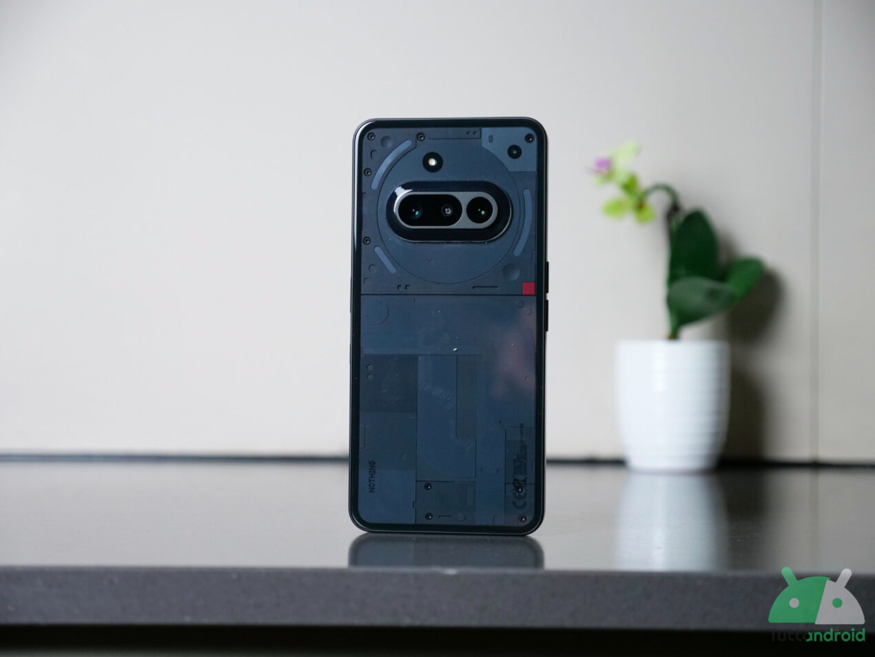 Nothing Phone (3a) in offerta su Amazon: lo sconto al checkout lo porta a 229€