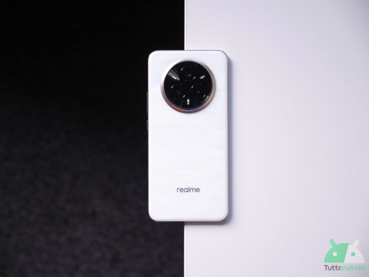 Oggi è possibile acquistare Realme 14 Pro+ al prezzo più basso di sempre
