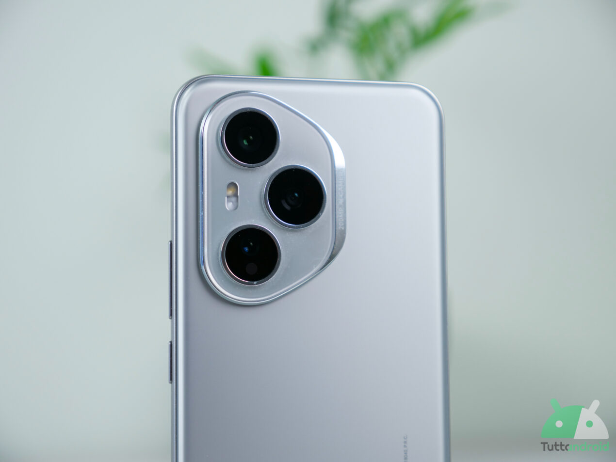 HONOR 400 PRO costa -240€ rispetto al lancio: scopri il prezzaccio di questo flagship
