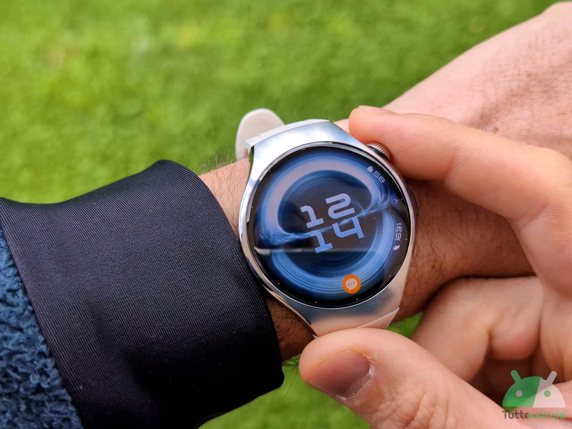Huawei lancia assistenza premium gratuita fino a fine 2025 con 5 servizi esclusivi Huawei lancia assistenza premium gratuita fino a fine 2025 con 5 servizi esclusivi