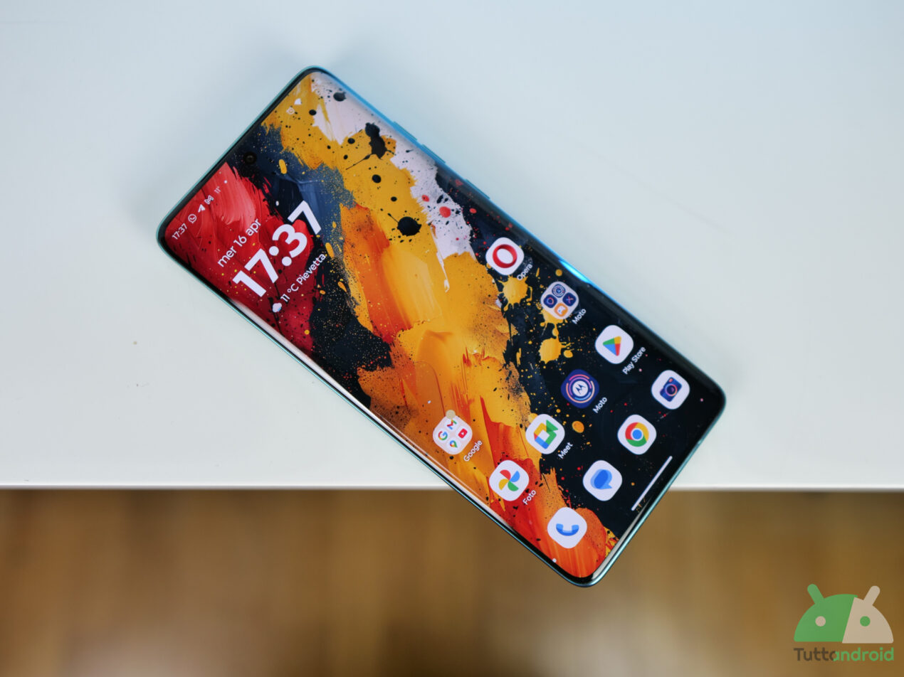 Il Best-Buy di fine anno e del 2025: sulla fascia dei 200€ Motorola Edge 60 Fusion è imperdibile