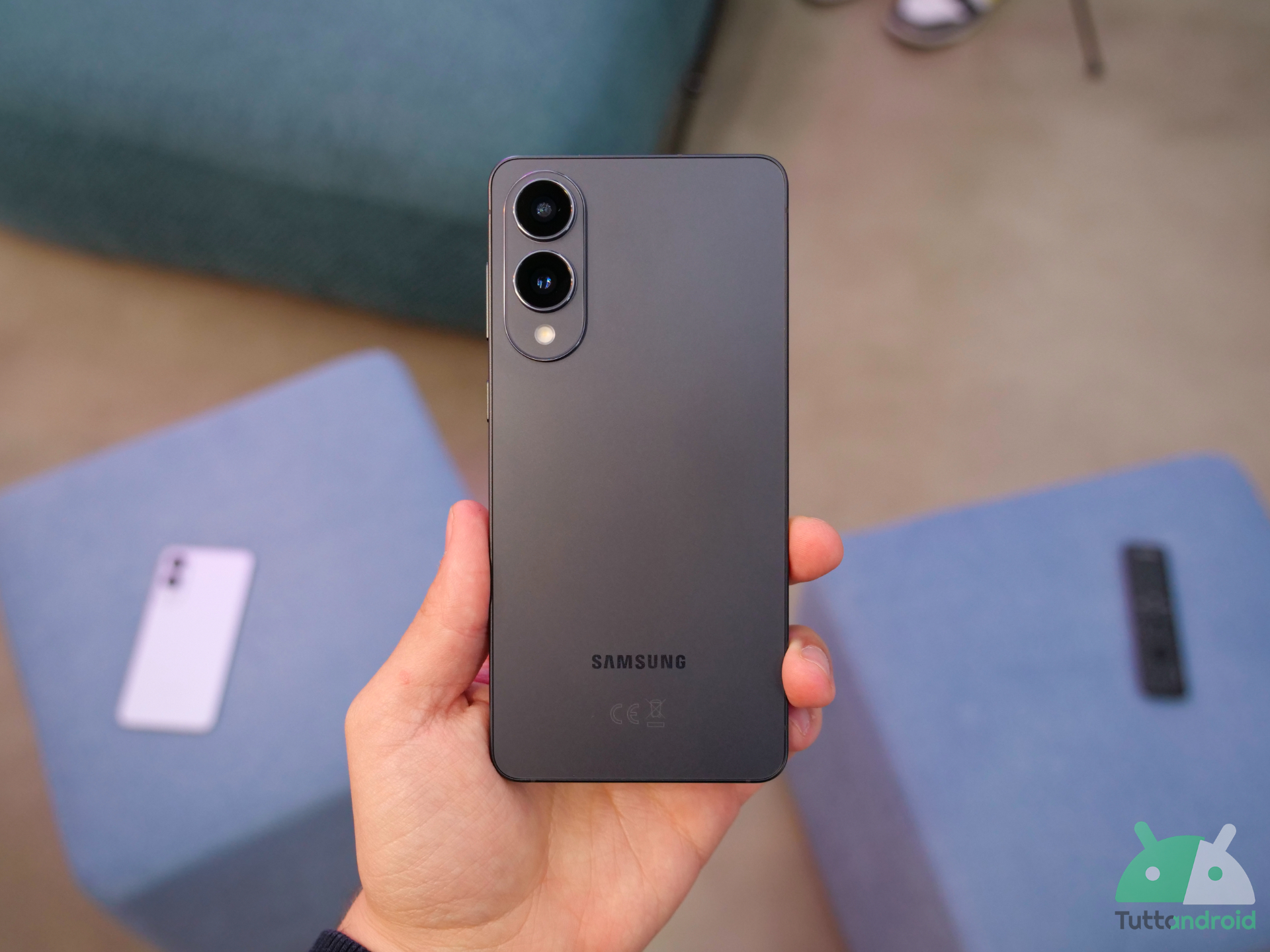 samsung introduce una gradita novità nella calcolatrice della one ui 8 da Tuttoandroid.net samsung introduce una gradita novità nella calcolatrice della one ui 8