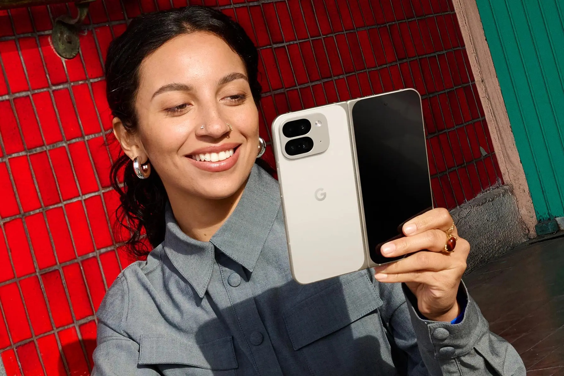 cerniera pi249 sottile e certificazione ip68 google pronta a calare gli assi con pixel 10 pro fold