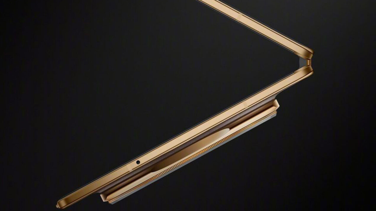 HONOR Magic V5 si svela nelle prime immagini ufficiali ed è super sottile