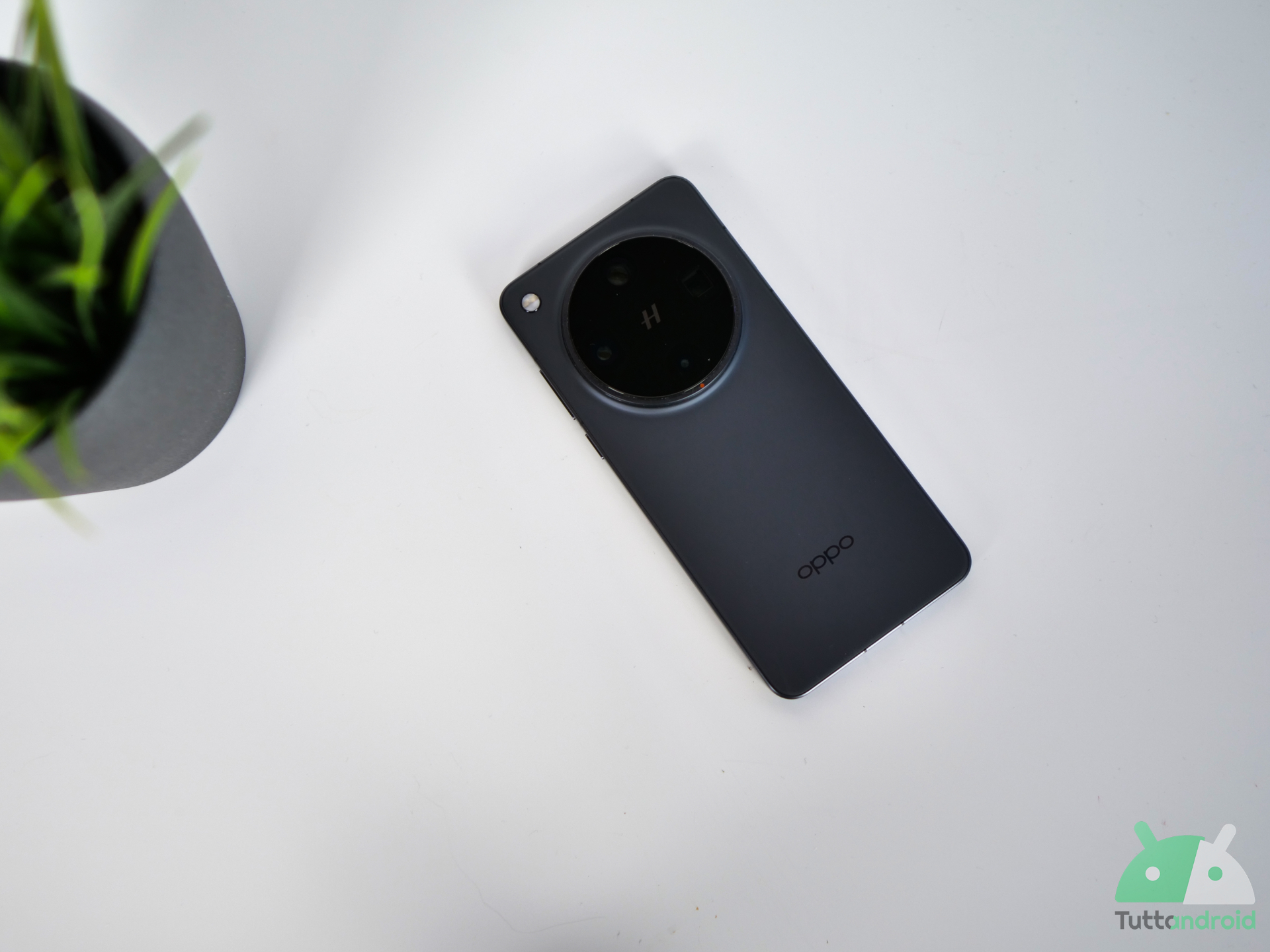 OPPO è tra le migliori aziende in Italia per il servizio clienti: arriva un importante premio