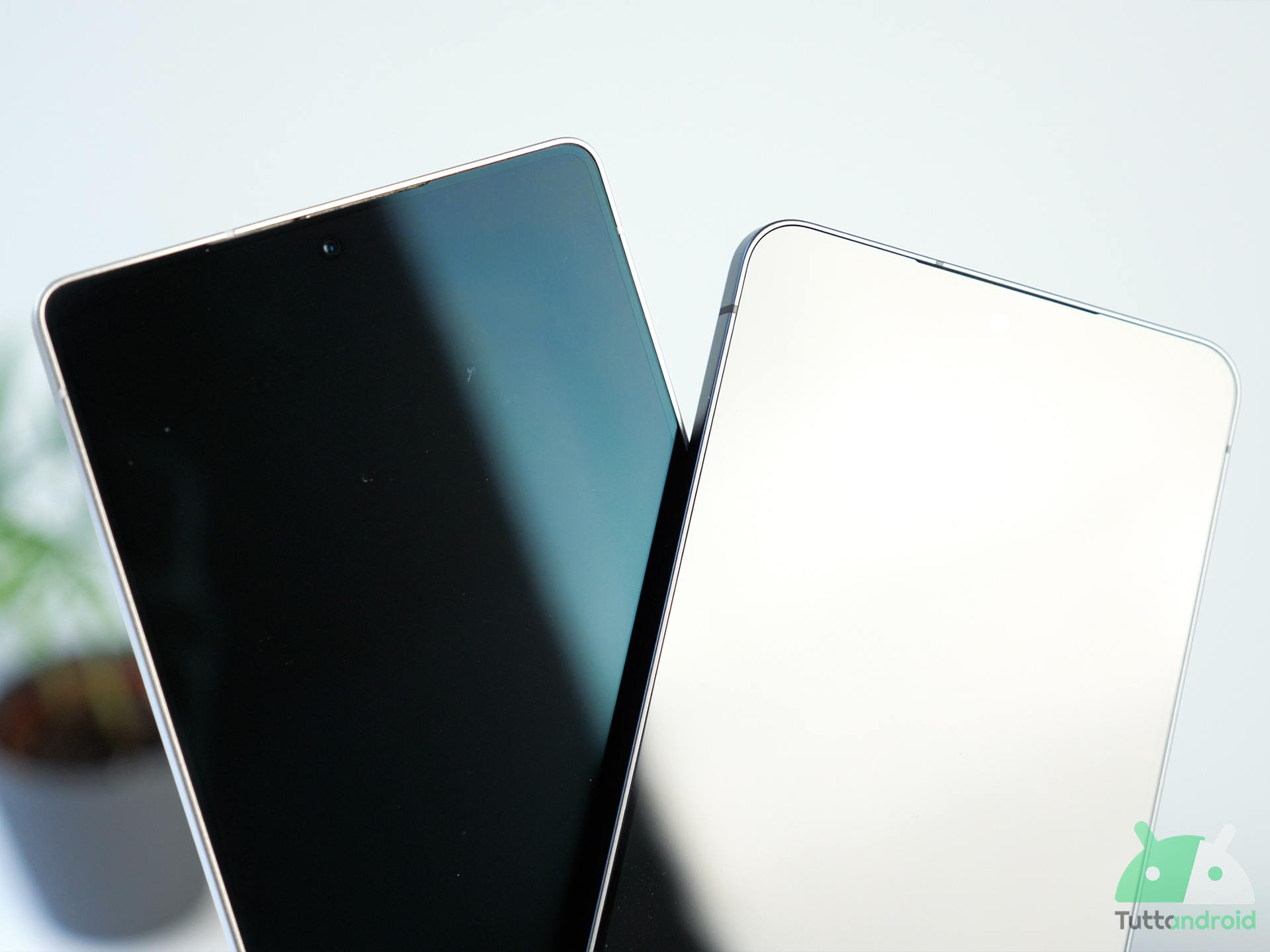 Samsung Galaxy S25: arrivano i sottotitoli delle chiamate con One UI 8 Beta 6 Samsung Galaxy S25: arrivano i sottotitoli delle chiamate con One UI 8 Beta 6