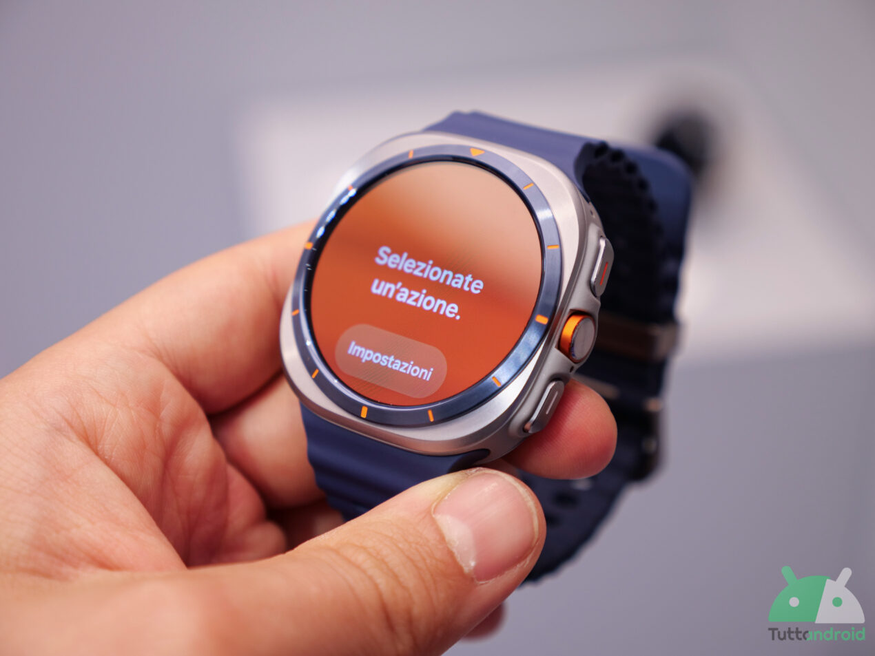 Galaxy Watch8 funziona anche con smartphone non Samsung, ma con molte meno funzioni