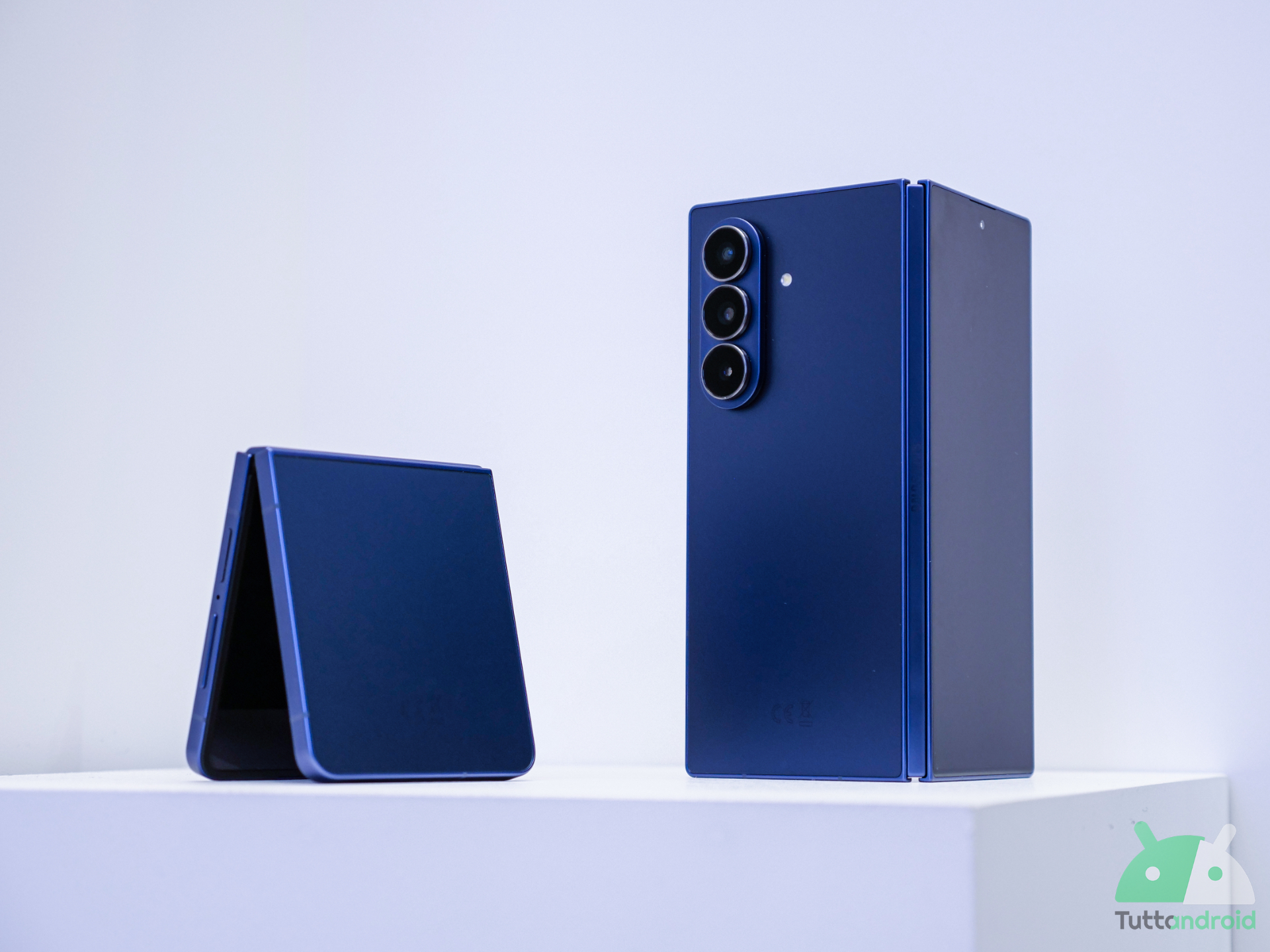 Samsung inizia a fare sul serio coi pieghevoli: ecco Galaxy Z Fold7, Flip7 e Flip7 FE Samsung inizia a fare sul serio coi pieghevoli: ecco Galaxy Z Fold7, Flip7 e Flip7 FE