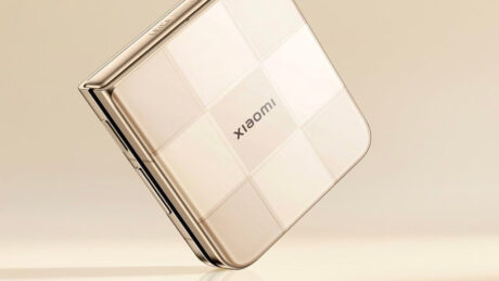 Xiaomi MIX Flip 2