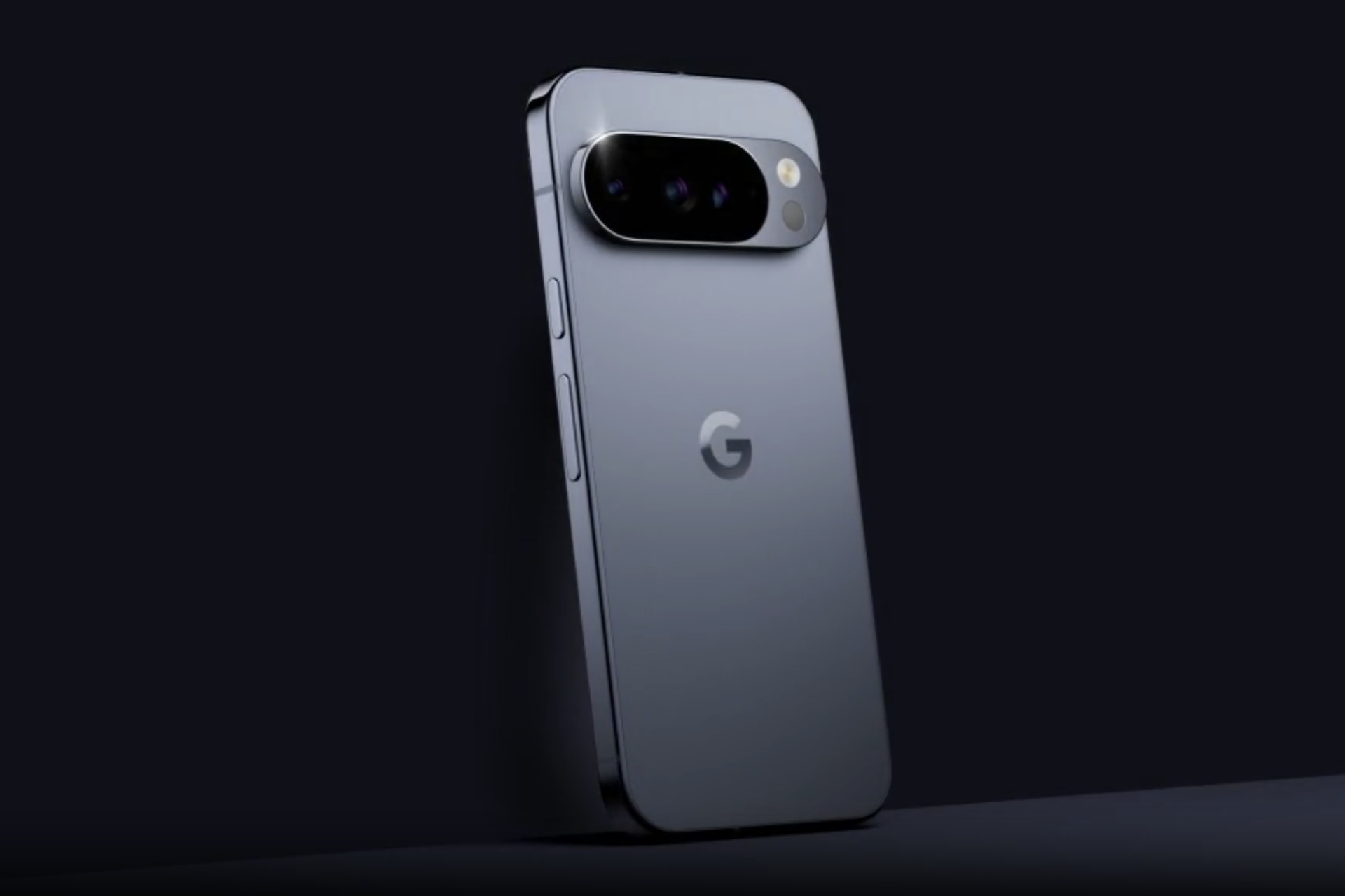 Google brucia sul tempo i leaker: arriva il primo teaser ufficiale per Pixel 10 Pro Google brucia sul tempo i leaker: arriva il primo teaser ufficiale per Pixel 10 Pro