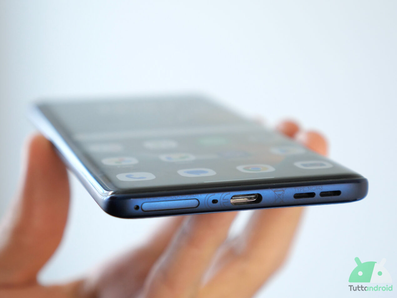 Motorola Edge 60 in ottima offerta: IP68, pOLED 120Hz e 50 MP OIS in offerta a meno di 220€