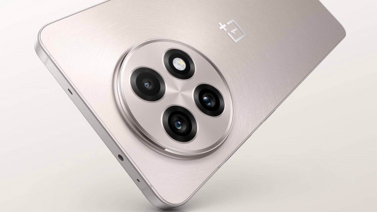 Trapelano le possibili specifiche di OnePlus Pad Mini e OnePlus 15R