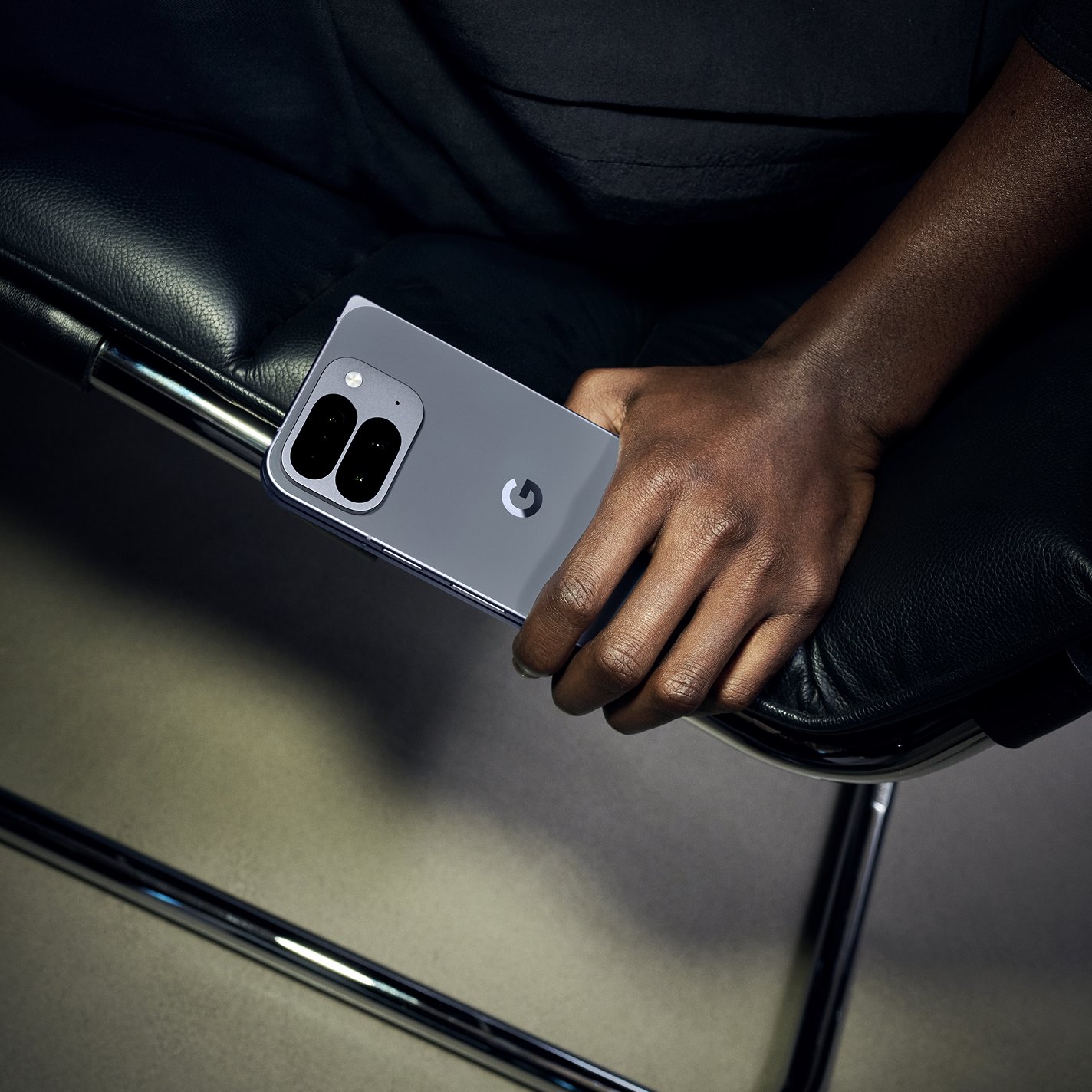 Google Pixel 10 Pro Fold - Lifestyle