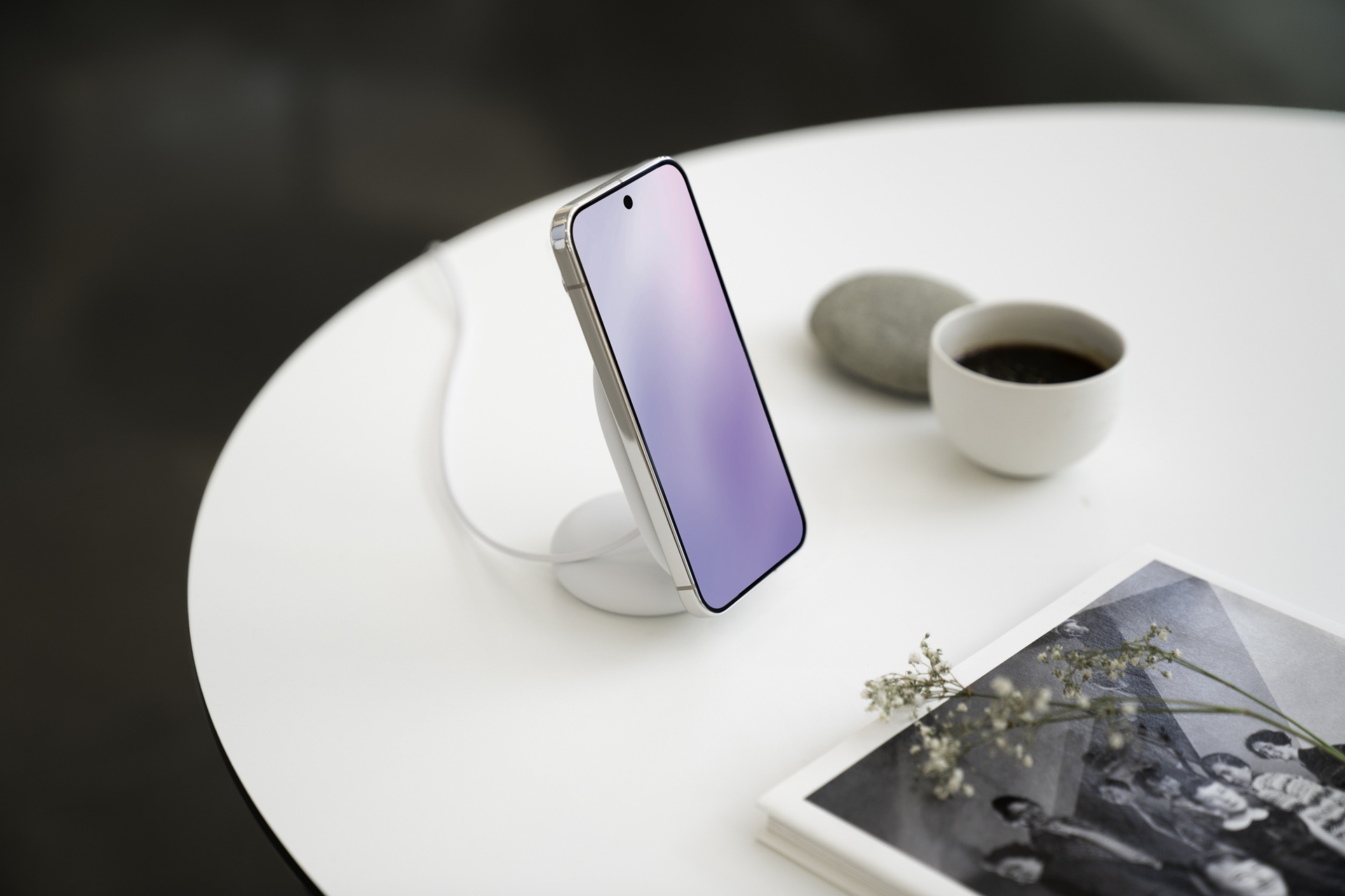 anche i pixel hanno il loro magsafe con i pixel 10 debuttano gli accessori pixelsnap