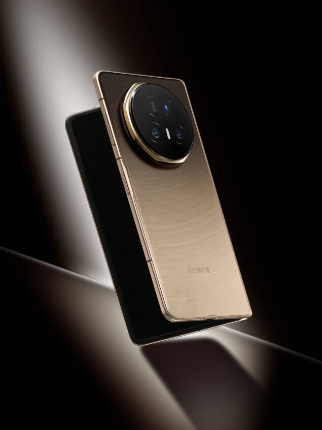 HONOR Magic V5
