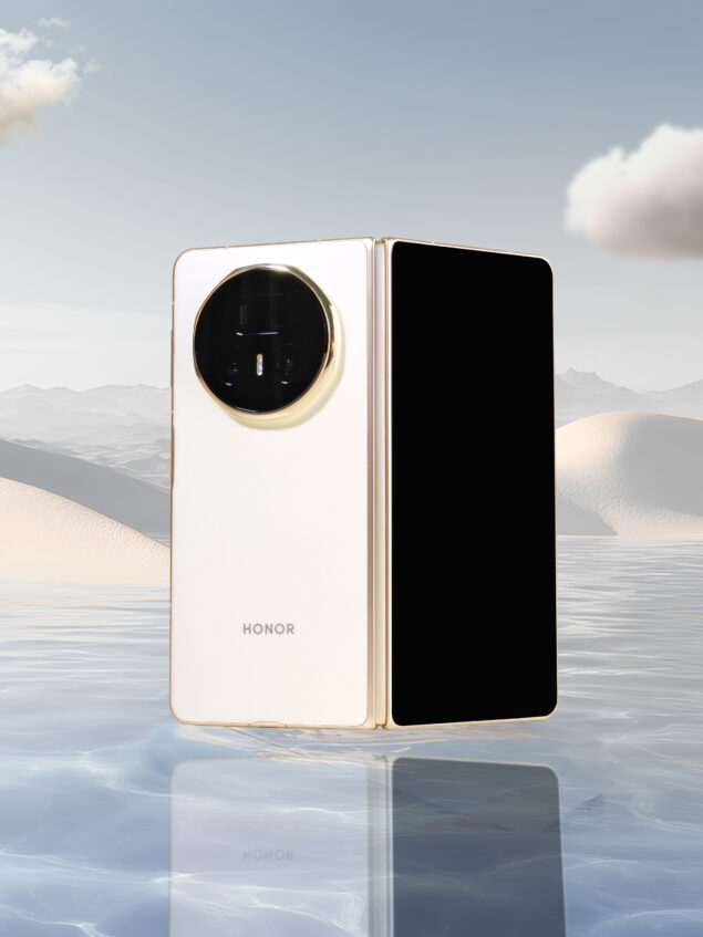 HONOR Magic V5